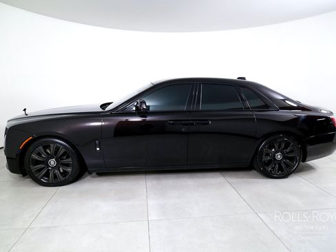 Used 2021 Rolls-Royce Ghost AWD/4WD image 3