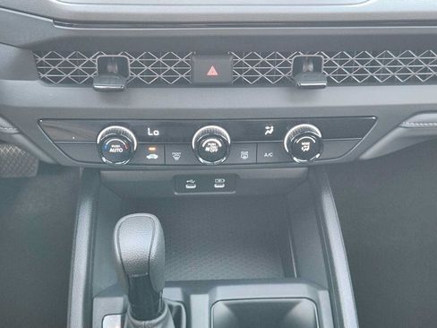 Used 2025 Honda Accord LX image 18