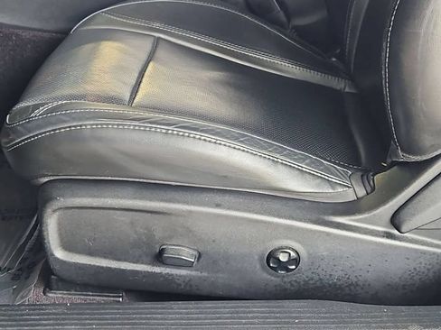 Used 2017 Dodge Challenger SXT Plus RWD image 22