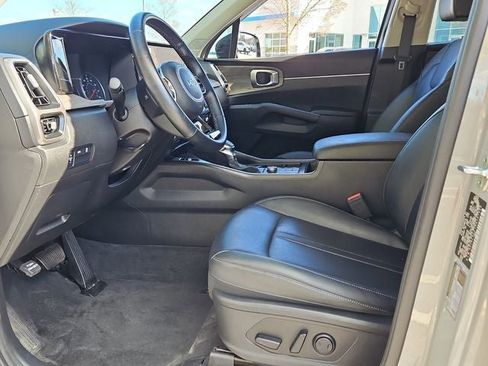 Used 2022 Kia Sorento S image 20