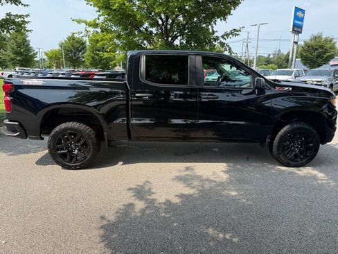 Used 2024 Chevrolet Silverado 1500 Custom Trail Boss AWD/4WD image 6