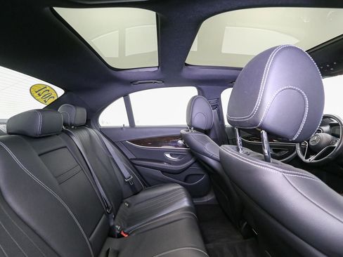 Used 2021 Mercedes-Benz E 350 4MATIC Sedan image 23