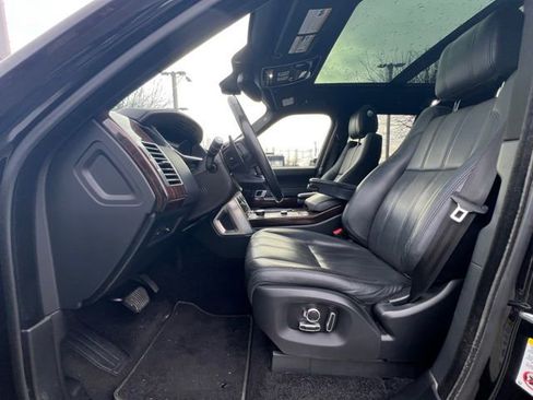 Used 2016 Land Rover Range Rover HSE image 14