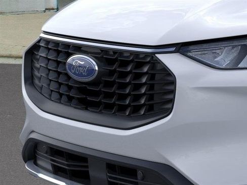 New 2024 Ford Escape Active image 17