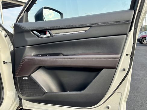 Certified 2025 MAZDA CX-5 Signature image 11