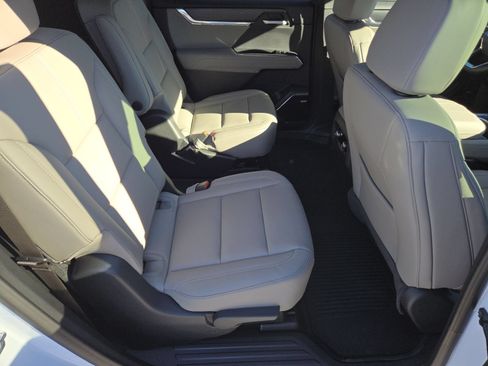 New 2026 GMC Acadia Elevation w/ Elevation Premium Package FWD image 26