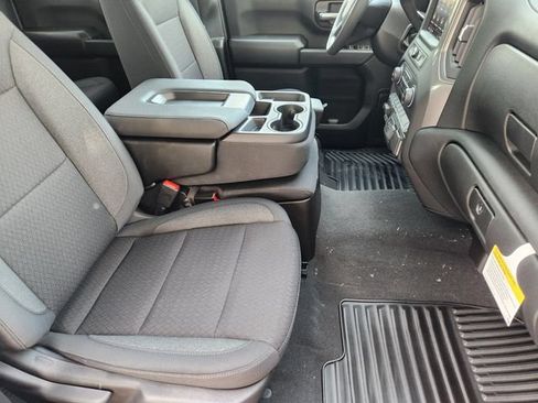 New 2026 Chevrolet Silverado 2500 Custom w/ Custom Value Package AWD/4WD image 19