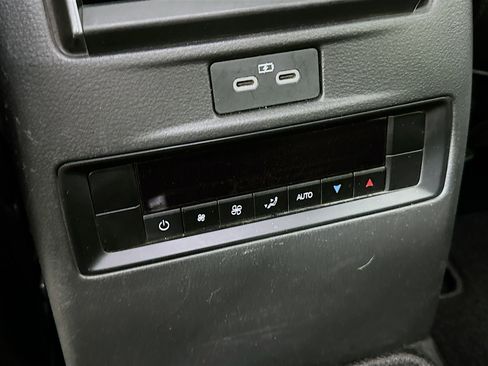 Used 2024 MAZDA CX-90 3.3 Turbo w/ Preferred Package image 28