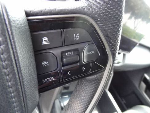 Used 2022 Toyota Tundra Limited w/ TRD Off-Road Package AWD/4WD image 11