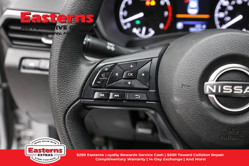Used 2024 Nissan Altima 2.5 S FWD image 15