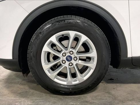 Used 2022 Ford Escape SE FWD image 10
