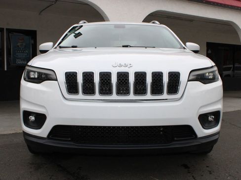 Used 2019 Jeep Cherokee Latitude w/ Popular Appearance Group image 2