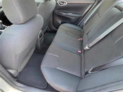 Used 2015 Nissan Sentra S image 11