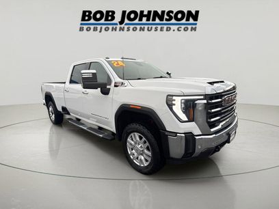 Used 2024 GMC Sierra 3500 SLT w/ SLT Premium Package