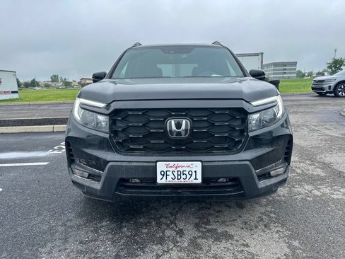 Used 2023 Honda Passport Elite image 2