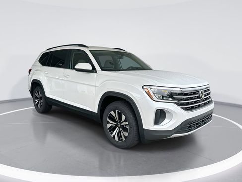 Used 2026 Volkswagen Atlas SE image 49