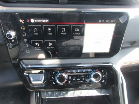 New 2026 GMC Sierra 3500 AT4 w/ AT4 Premium Plus Package AWD/4WD image 20