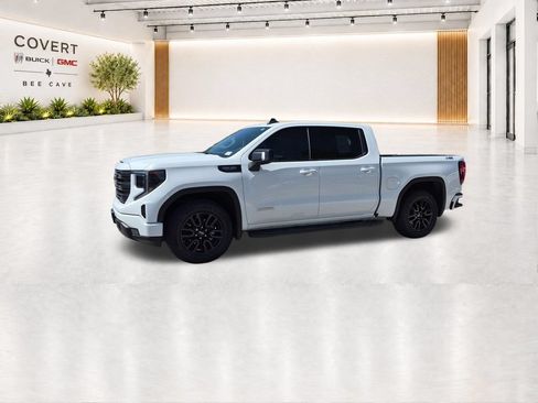Used 2022 GMC Sierra 1500 Elevation w/ Elevation Premium Package AWD/4WD image 5