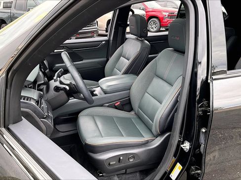 Used 2024 GMC Acadia AT4 w/ Super Cruise Package AWD/4WD image 27