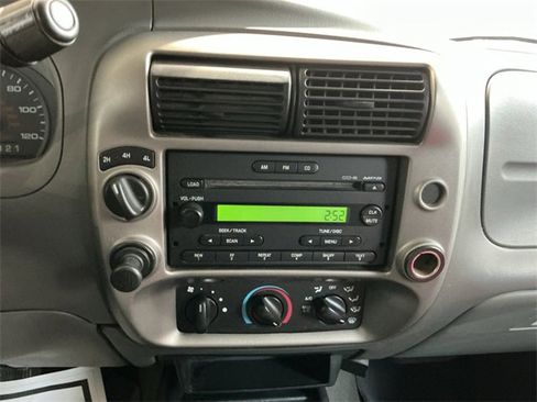 Used 2007 Ford Ranger XLT image 19