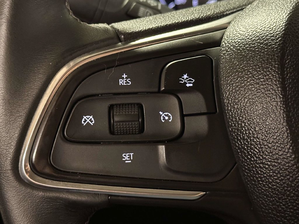 Used 2023 Buick Encore GX Select w/ Sport Touring Package FWD image 24
