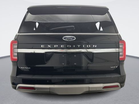 Used 2022 Ford Expedition Max Limited image 4