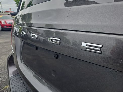 Used 2020 Dodge Grand Caravan SXT w/ Driver Convenience Group FWD image 12