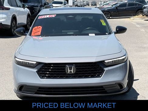 Used 2024 Honda Accord Sport image 3