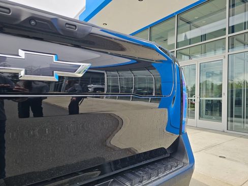 Used 2026 Chevrolet Silverado EV Trail Boss AWD/4WD image 18