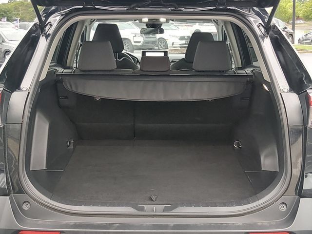 Used 2024 Toyota RAV4 XLE FWD image 15