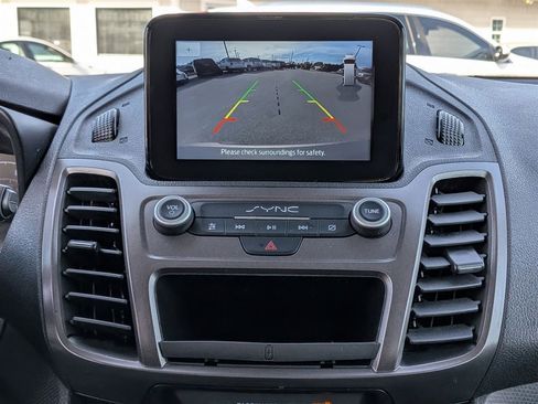 Used 2020 Ford Transit Connect XLT image 21