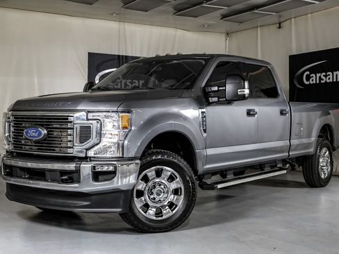 Used 2022 Ford F250 XLT w/ XLT Value Package AWD/4WD image 4