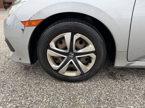Used 2018 Honda Civic LX image 11