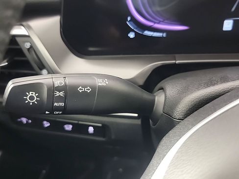 Used 2025 Kia Telluride S AWD/4WD image 32