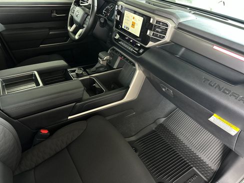 New 2026 Toyota Tundra SR5 AWD/4WD image 16