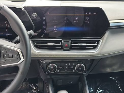 Used 2025 Chevrolet TrailBlazer ACTIV w/ Convenience Package AWD/4WD image 26