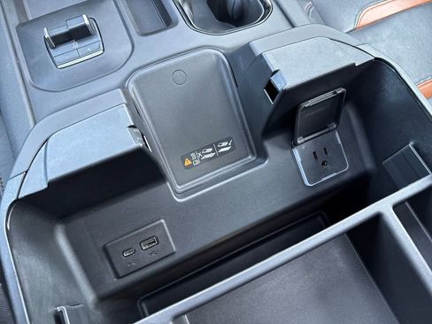 Certified 2024 GMC Sierra 2500 AT4 w/ AT4 Premium Plus Package image 40