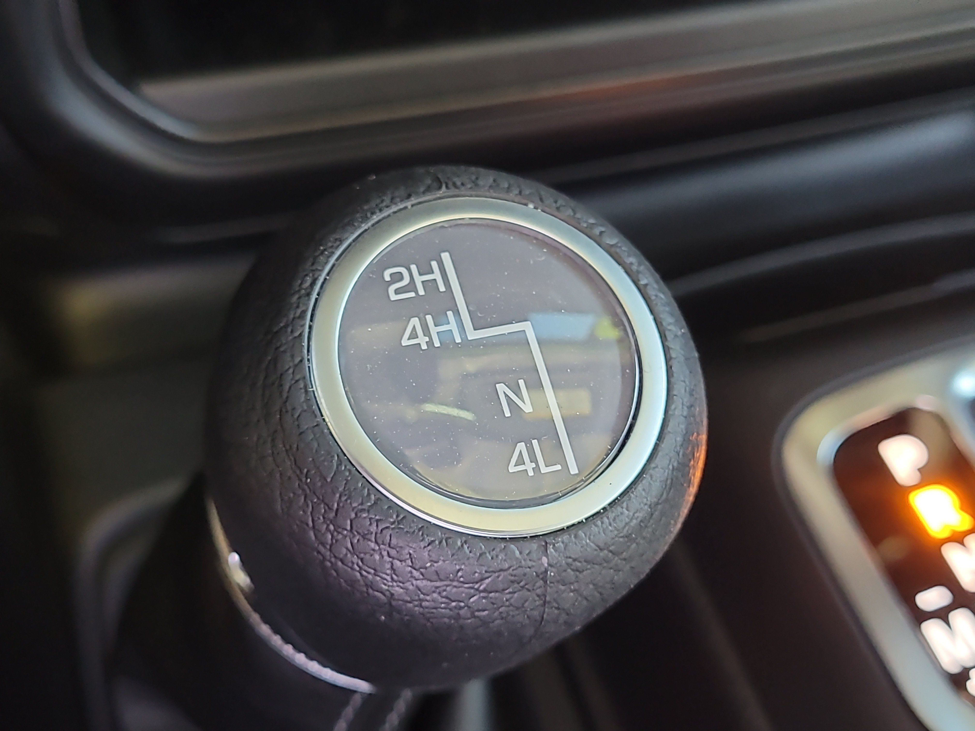 Used 2025 Jeep Wrangler Unlimited Sport AWD/4WD image 27