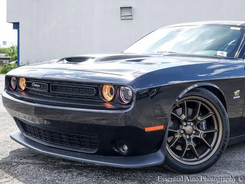 Used 2023 Dodge Challenger R/T Scat Pack RWD image 3