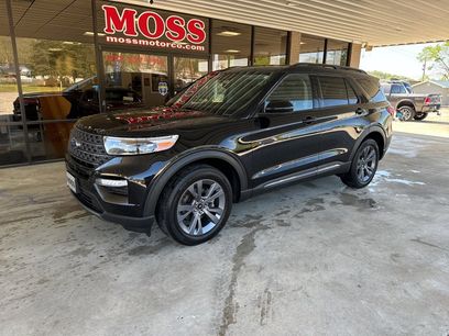 Certified 2023 Ford Explorer XLT w/ Equipment Group 202A