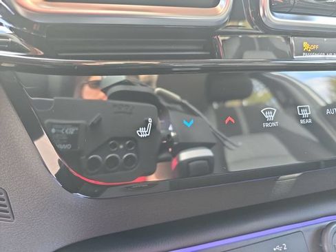New 2026 Nissan Sentra SV w/ SV Convenience Package FWD image 22