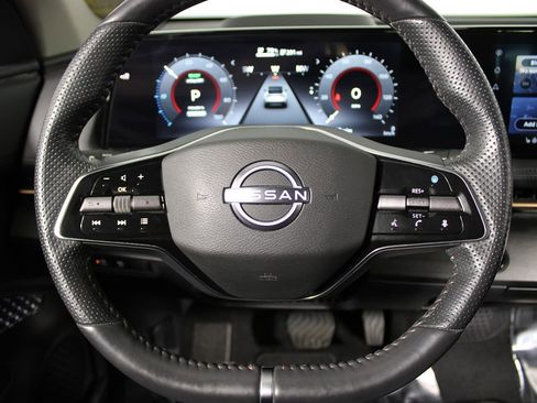 Used 2024 Nissan Ariya FWD image 5