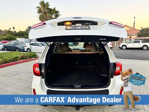 Used 2017 Subaru Outback 2.5i Limited image 6