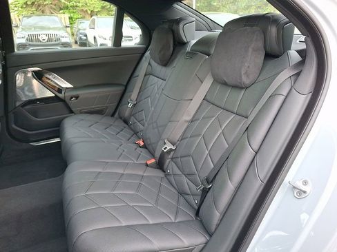 Used 2026 BMW 750e xDrive AWD/4WD image 7