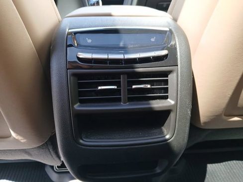 Certified 2024 Cadillac XT5 Premium Luxury w/ Platinum Package AWD/4WD image 19