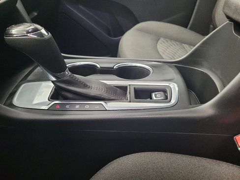 Used 2020 Chevrolet Equinox LT w/ Driver Convenience Package image 26