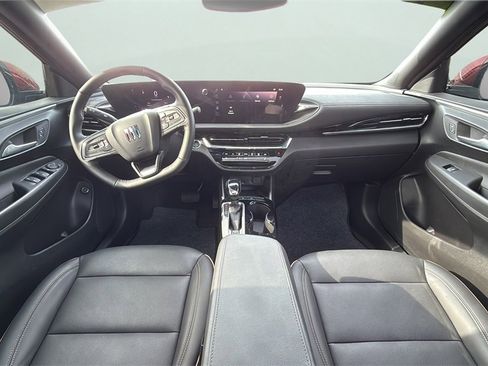 Used 2025 Buick Envista Avenir image 14