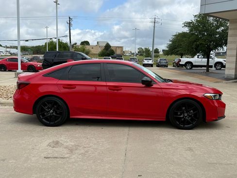 Used 2025 Honda Civic Sport image 6