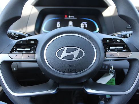 New 2026 Hyundai Elantra SE image 24