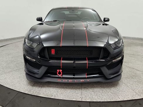 Used 2017 Ford Mustang Shelby GT350R w/ GT350R Equipment Group 920A RWD image 9